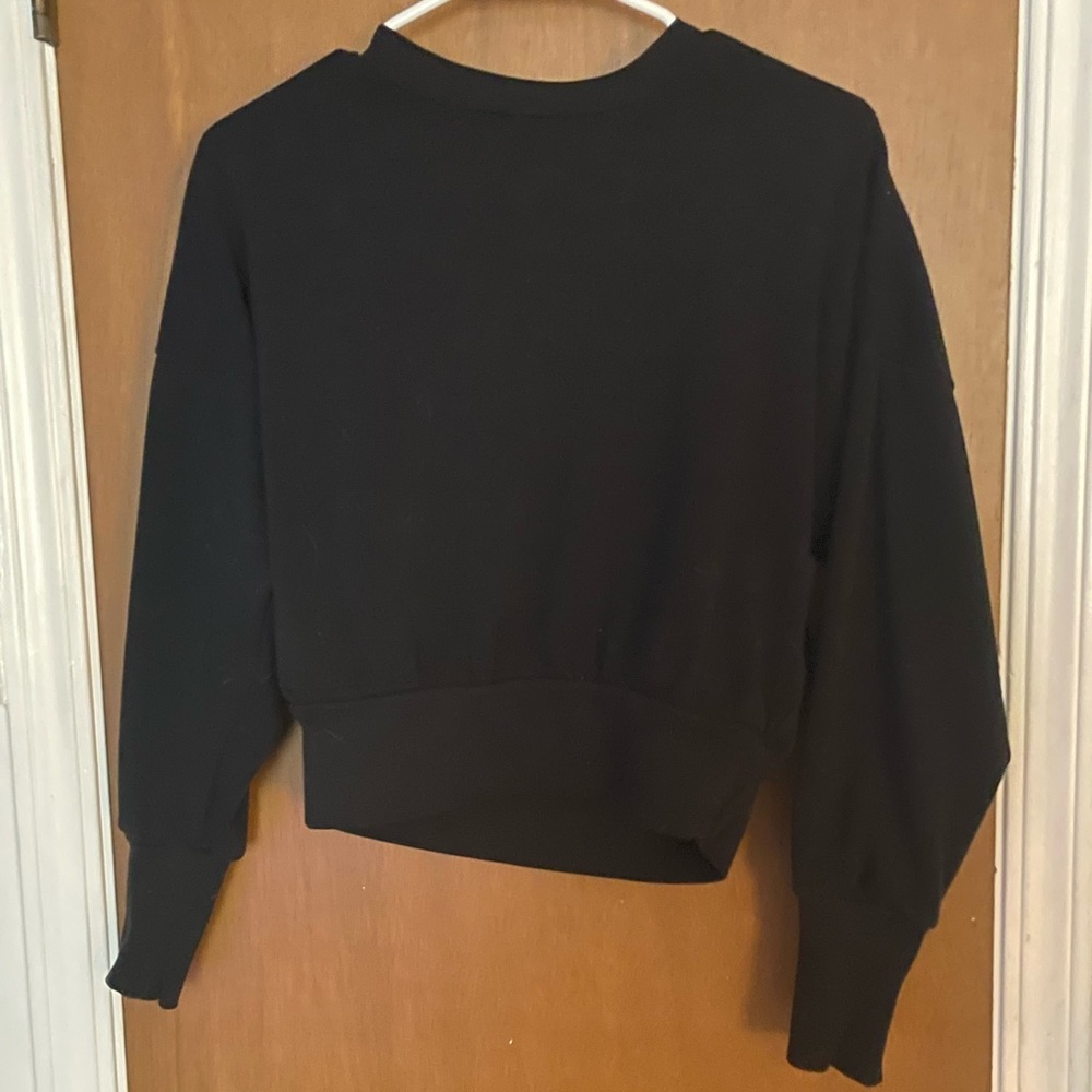 Old Navy cropped Sweatshirt